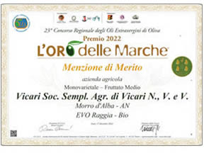 L'oro d'Italia, premio nazionale 2022 assegna la Menzione di Merito al nostro Olio fruttato medio monocultivar bio varietà Raggia